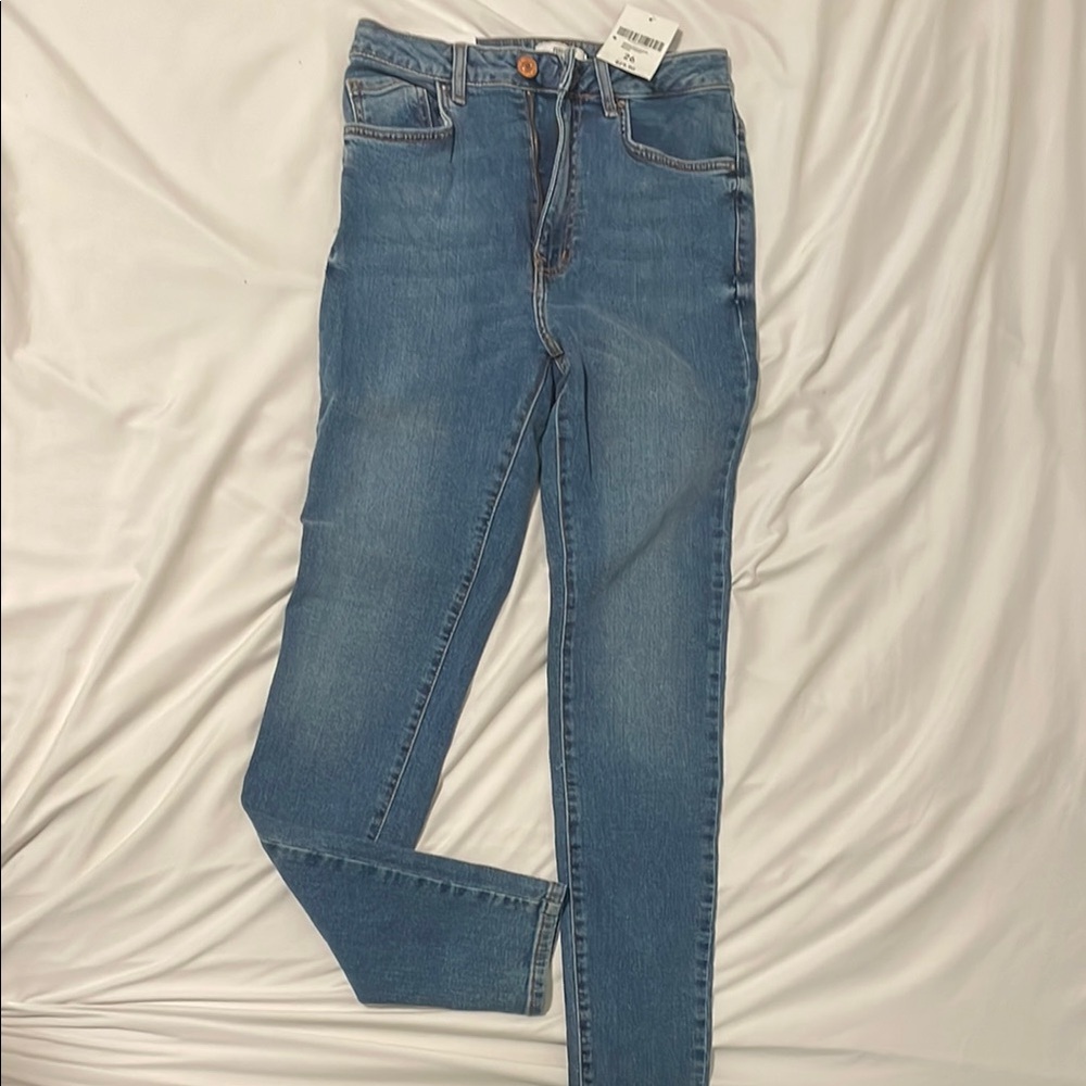 NWT Women's Blue Jeans Forever 21 Cheeky Slit High Rise